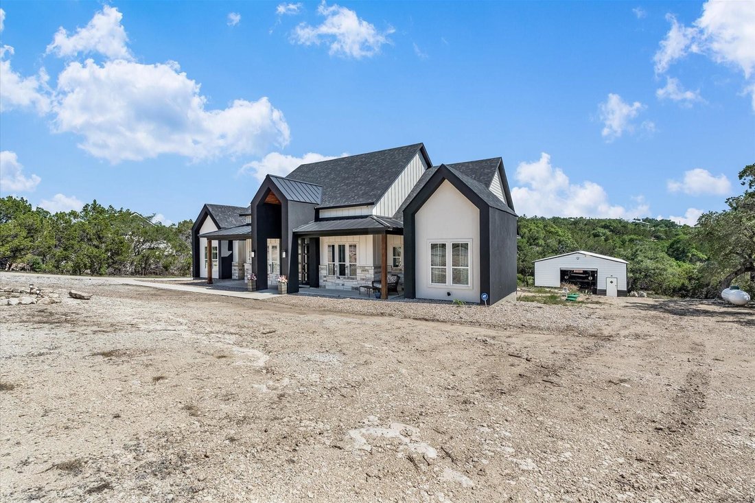 House in Canyon Lake, Texas, United States 1 - 18340936