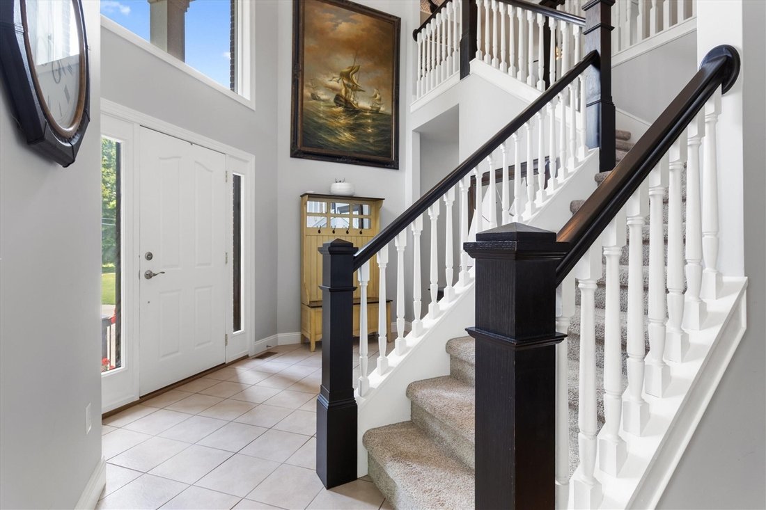 House in SPRINGFLD Township, Michigan, United States 5 - 18346329