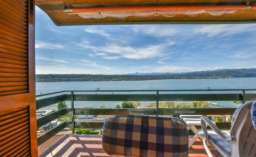 Villa in Lisanza, Lombardy, Italy 1