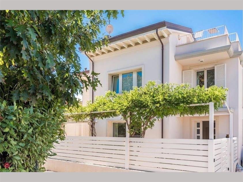 Villa in Center, Forte dei Marmi, Tuscany 1 - 18343963