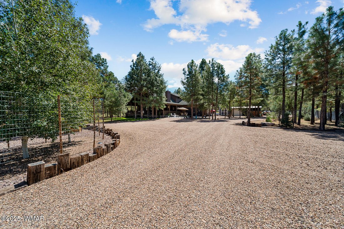 Heber-Overgaard, Arizona, United States 3 - 18342247