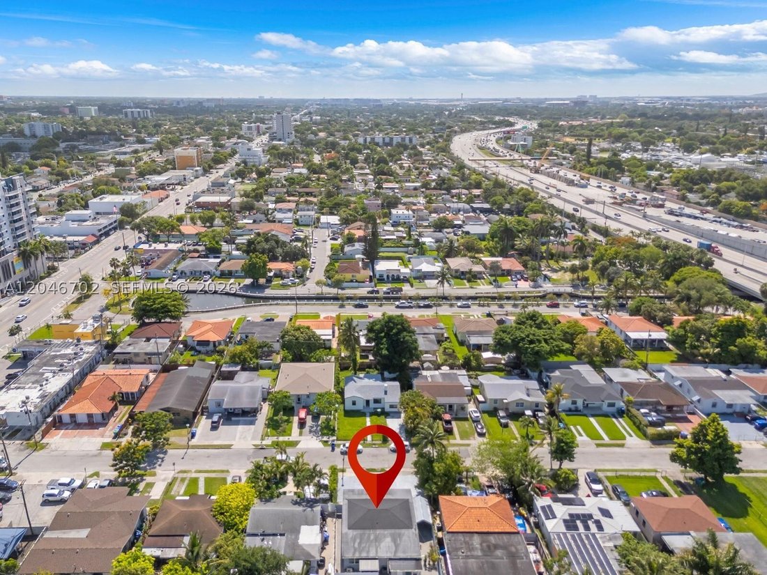 House in Miami, Florida, United States 2 - 18342516