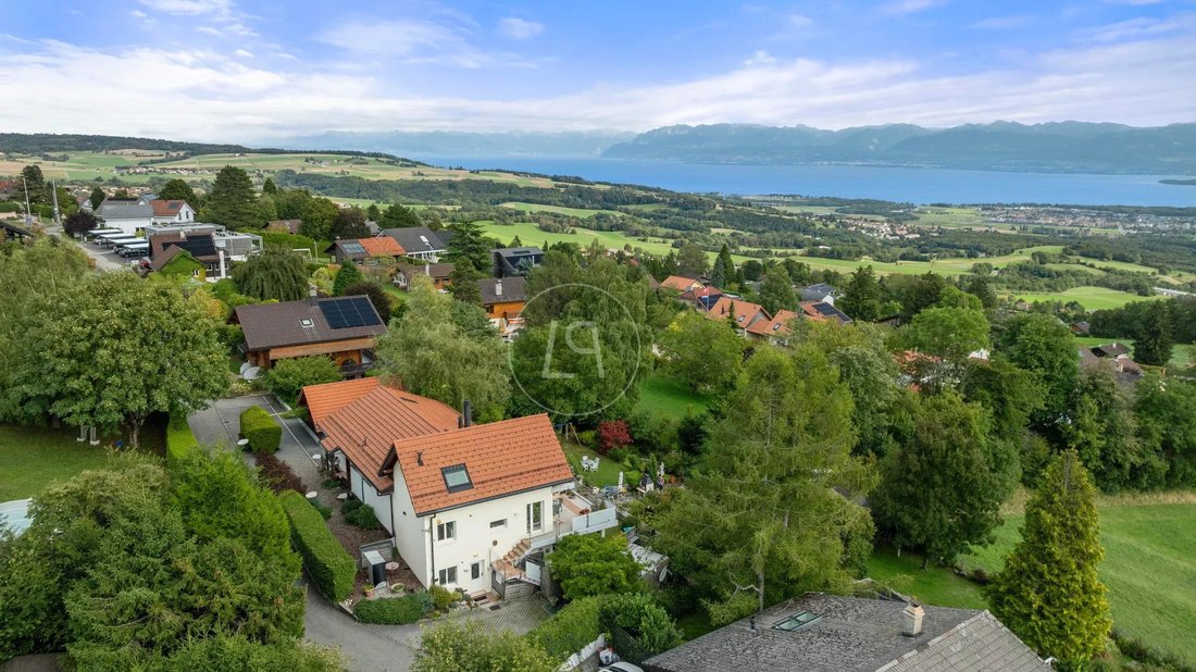 House in Arzier-Le Muids, Vaud, Switzerland 2 - 18340280