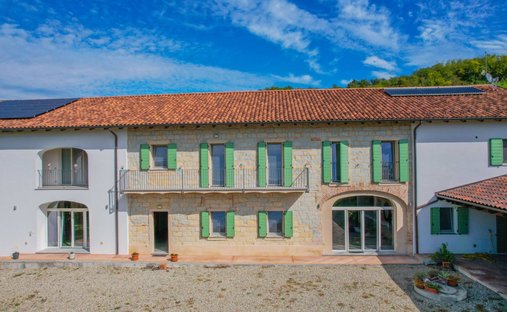 Villa in Sala Monferrato, Piedmont, Italy 1