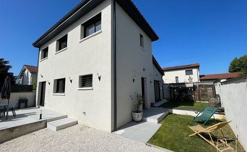 House in Montanay, Auvergne-Rhône-Alpes, France 1