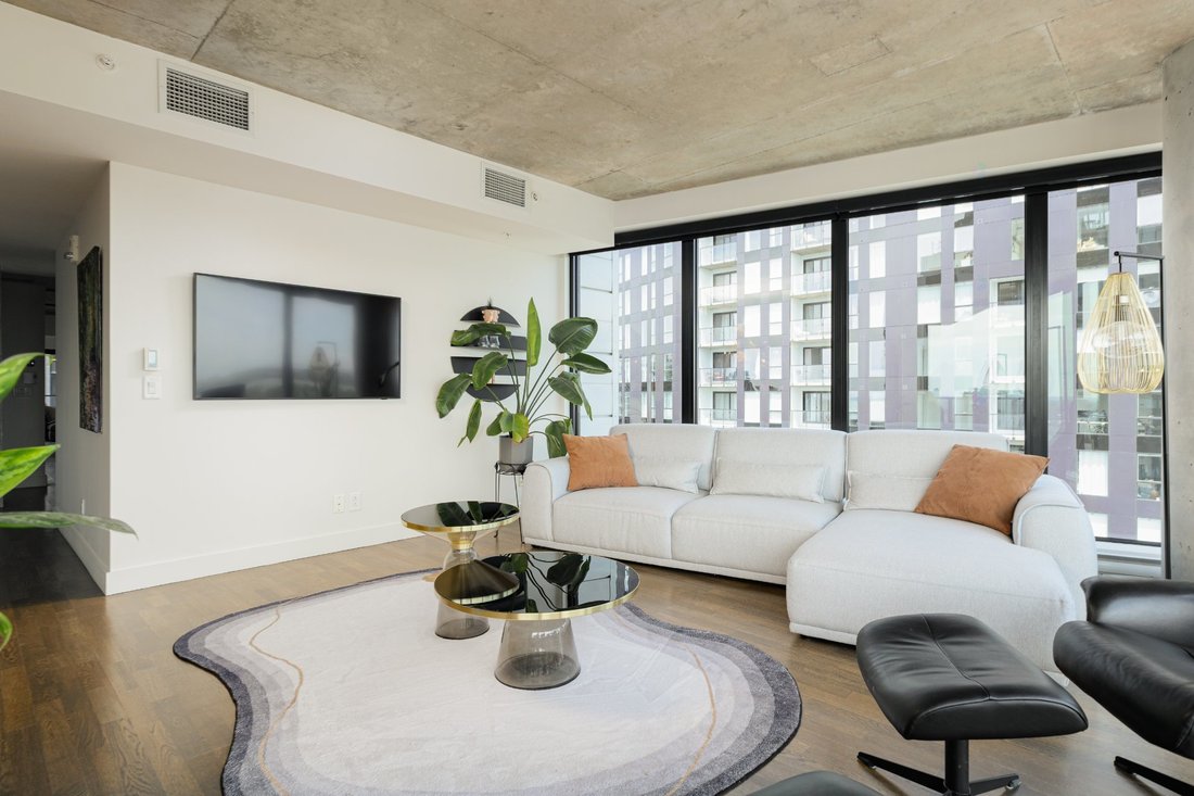 Condo in Montréal, Quebec, Canada 4 - 18342611
