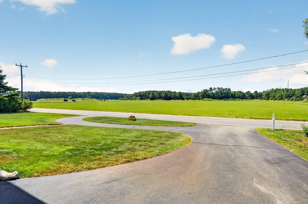 House in Carver, Massachusetts, United States 3 - 18349040