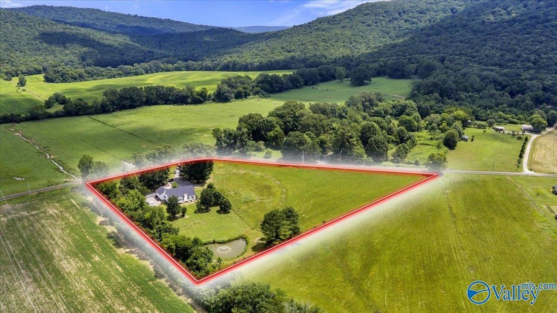House in Hytop, Alabama, United States 4 - 18349302