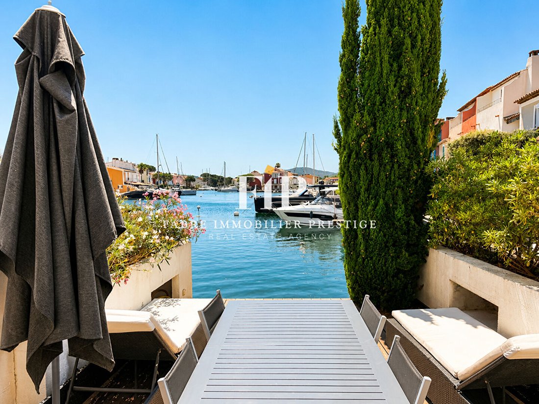 Villa à Port Grimaud, Grimaud, Provence-Alpes-Côte d'Azur 3 - 18344569