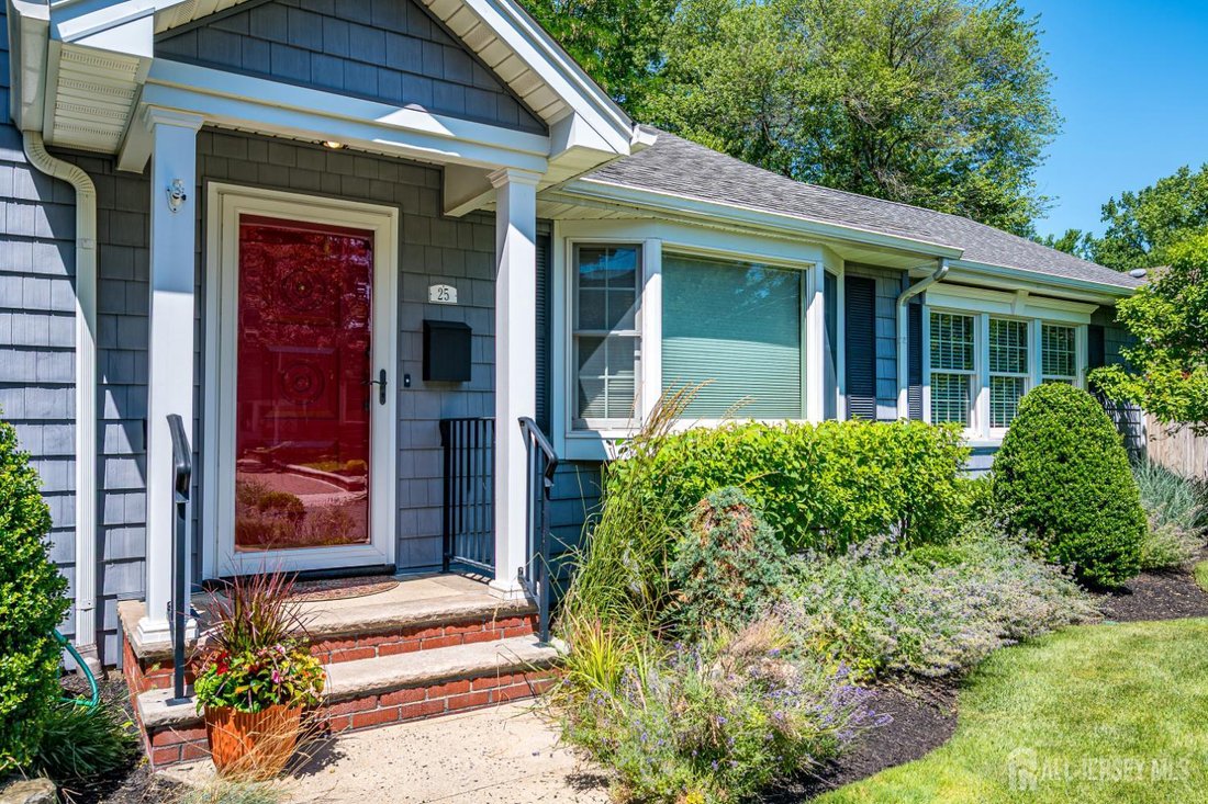 House in Metuchen, New Jersey, United States 2 - 18349037