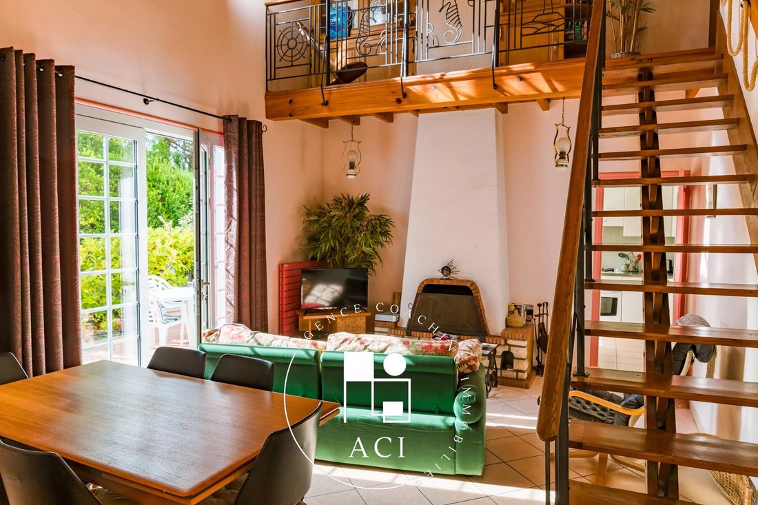 House in Aiguillon, Arcachon, France 1 - 18016333