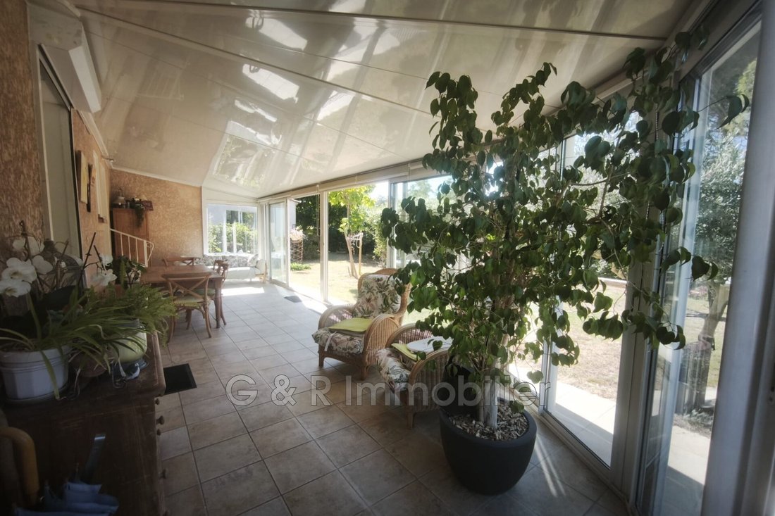 Villa in La Bouilladisse, Provence-Alpes-Côte d'Azur, France 2 - 18006052