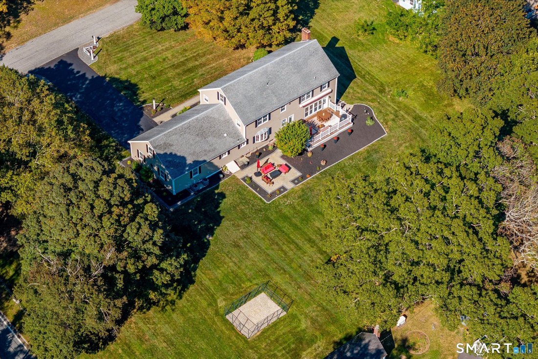 House in Thompson, Connecticut, United States 4 - 17673792