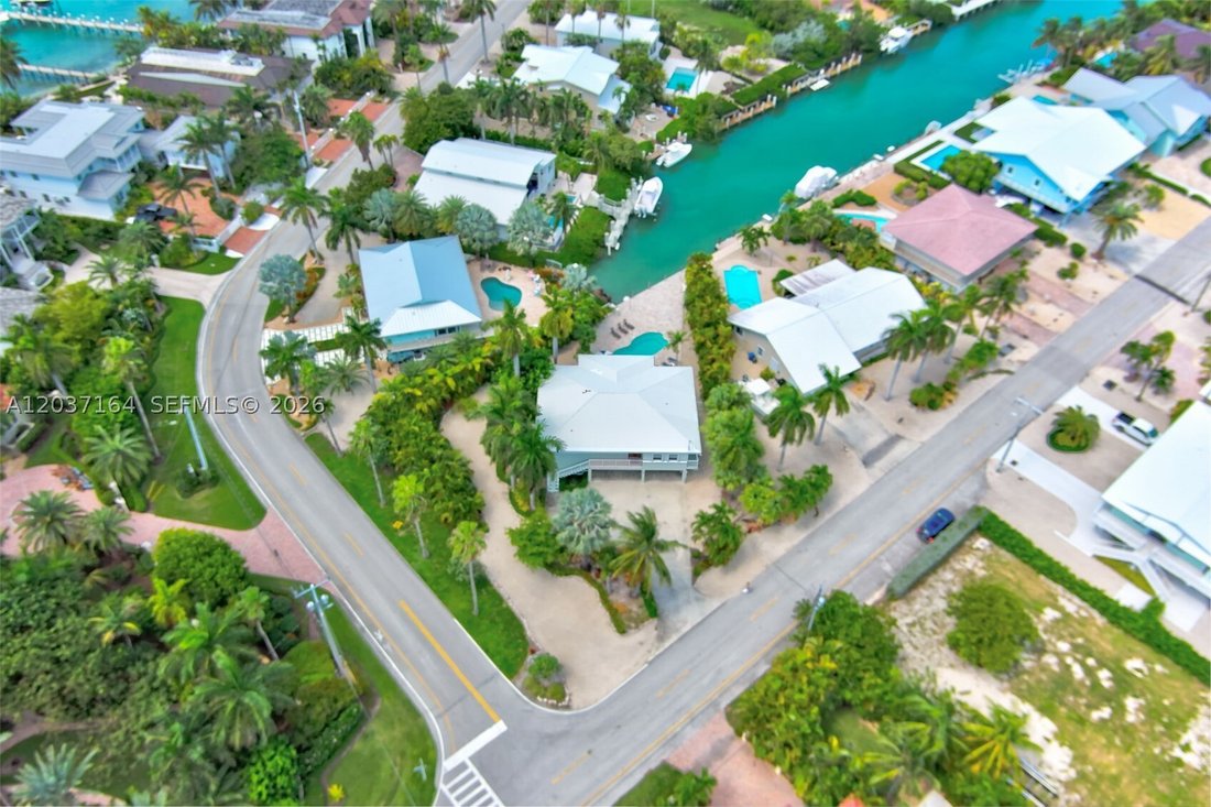House in Key Colony Beach, Florida, United States 3 - 18349751