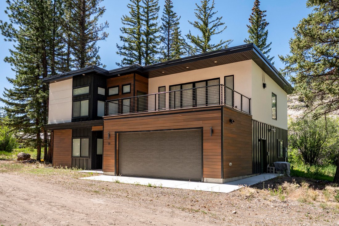 House in Panguitch, Utah, United States 2 - 18348972