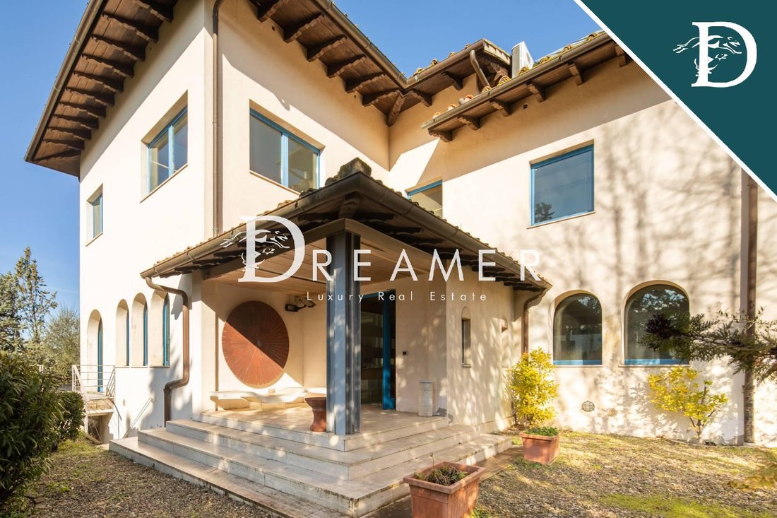 Villa in Center, Florence, Tuscany 2 - 15965527