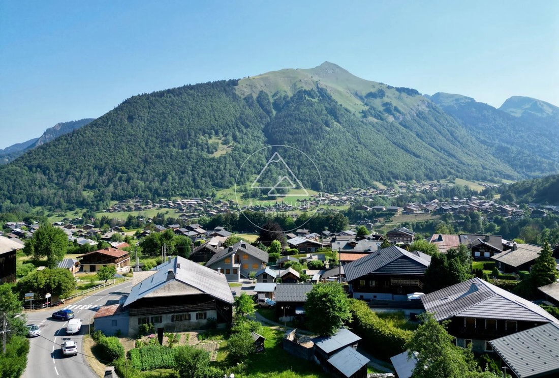 Chalet in Morzine, Auvergne-Rhône-Alpes, France 2 - 18344456