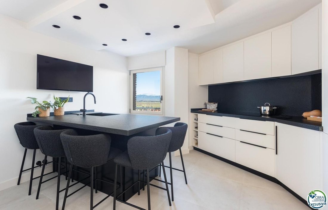 Apartment in Figueres, Catalonia, Spain 1 - 18342433