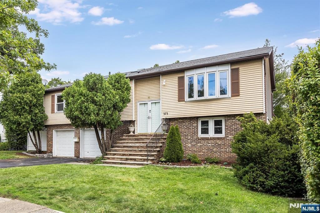 House in Montclair, New Jersey, United States 1 - 18342619