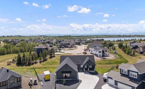 Casa a Cochrane, Alberta, Canada 1