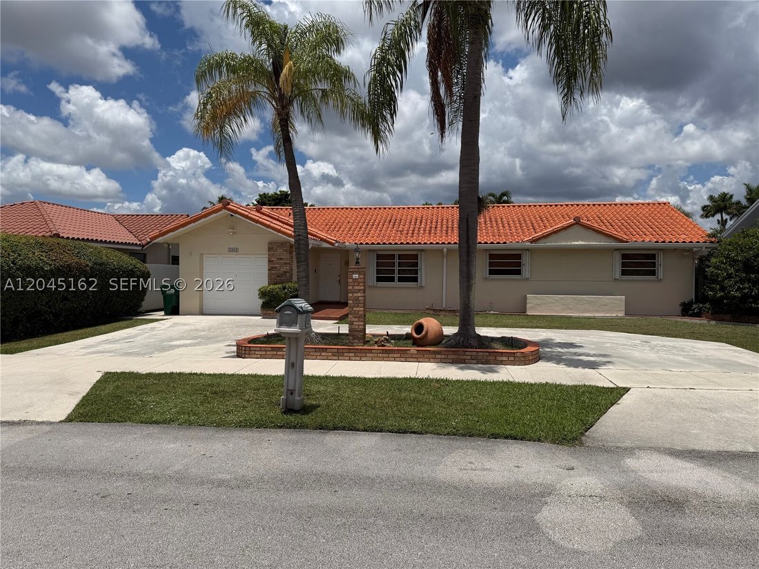 House in Miami, Florida, United States 2 - 18346410