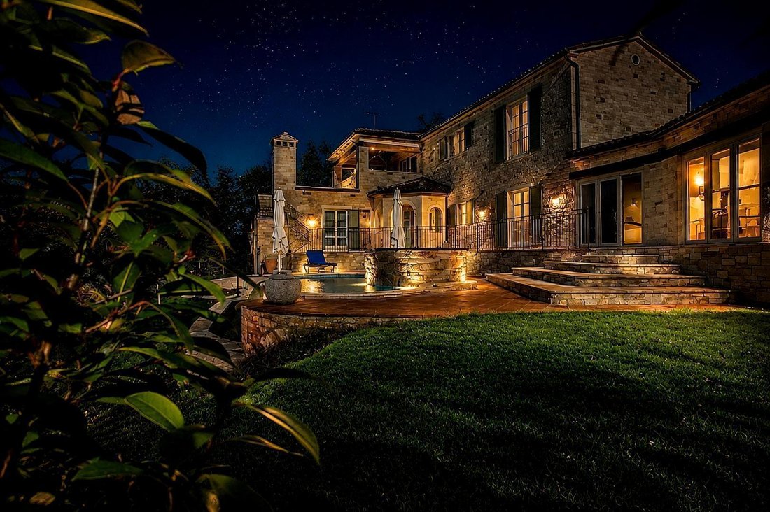 Villa in Sveti Lovrec Pazenaticki, Istria County, Croatia 1 - 18347395