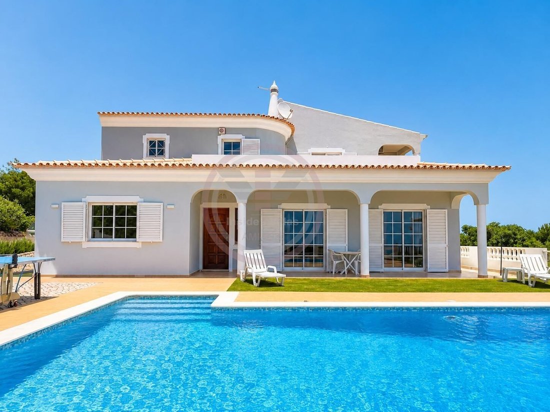 Villa in Loule (Sao Sebastiao), Algarve, Portugal 1 - 18342688
