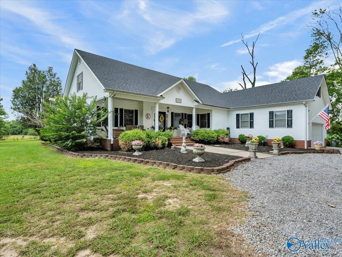 House in Hytop, Alabama, United States 5 - 18349302
