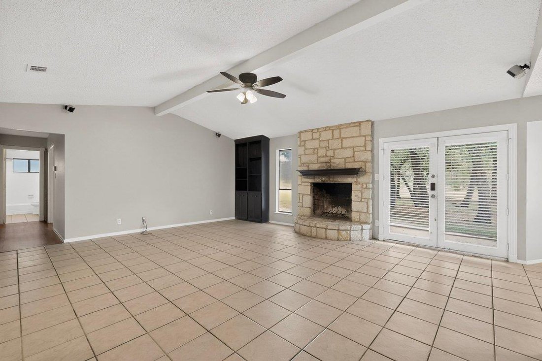 House in Cedar Park, Texas, United States 5 - 18349777
