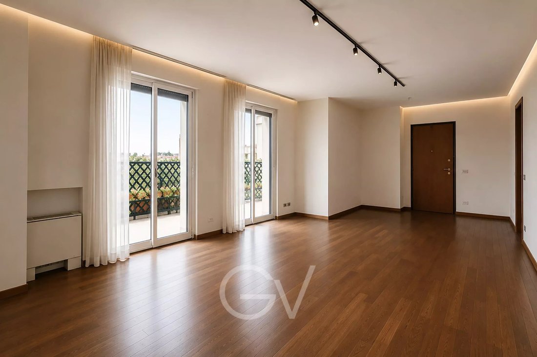 Condo in Garibaldi - Porta Venezia, Milan, Lombardy 2 - 18346042