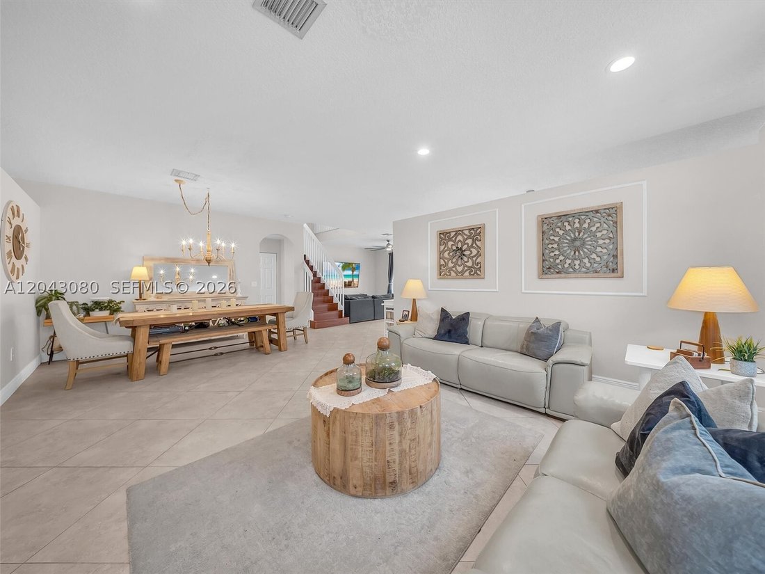 House in Miramar, Florida, United States 5 - 18342612