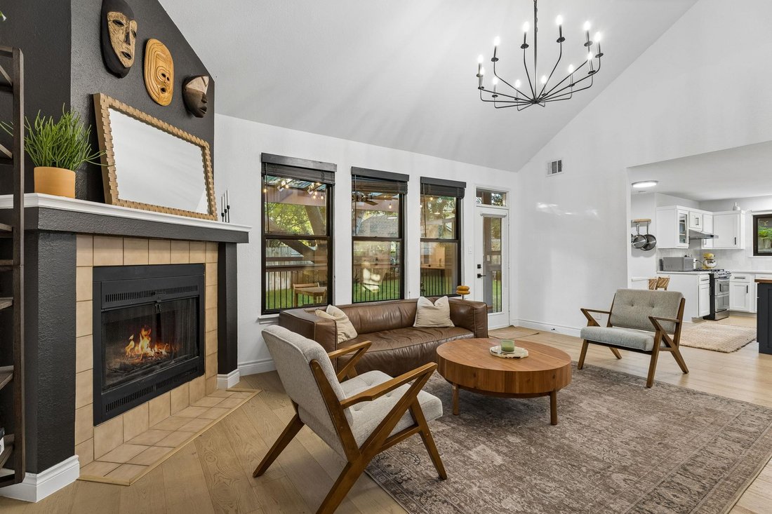 House in Austin, Texas, United States 1 - 18349818