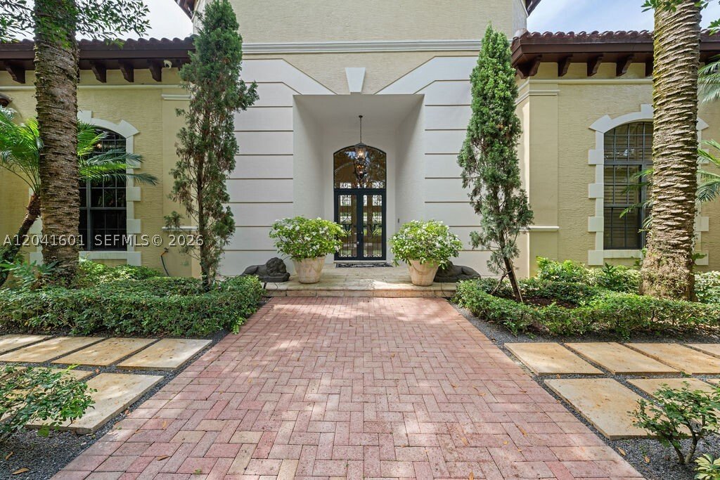 Haus in Coral Gables, Florida, Vereinigte Staaten 3 - 18349072
