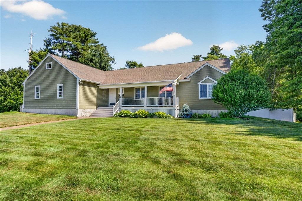 House in Carver, Massachusetts, United States 1 - 18349040