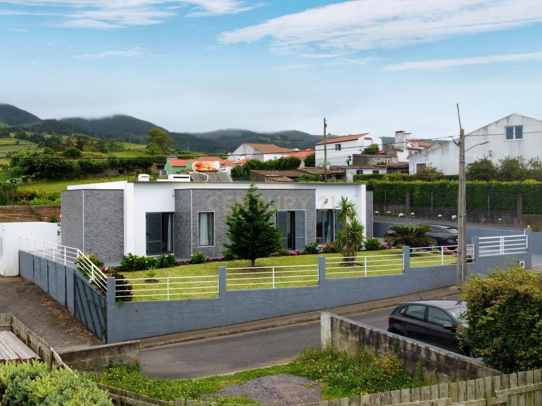 Villa a Santo Antonio de Nordestinho, Azzorre, Portogallo 2 - 18344454