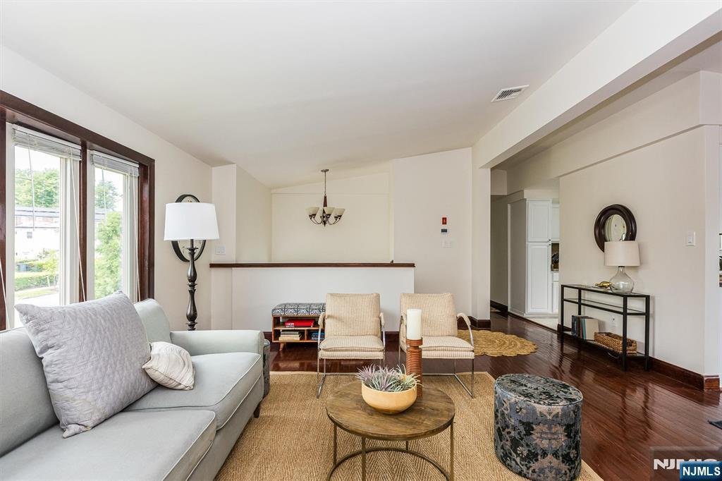 House in Montclair, New Jersey, United States 5 - 18342619