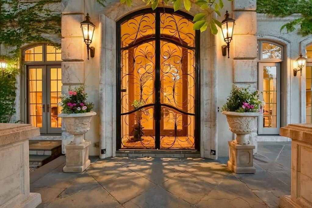 House in Glen Ellyn, Illinois, United States 2 - 18097792