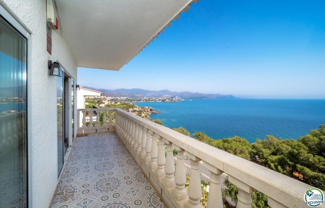 Villa en Llanca, Cataluña, España 4 - 18342725