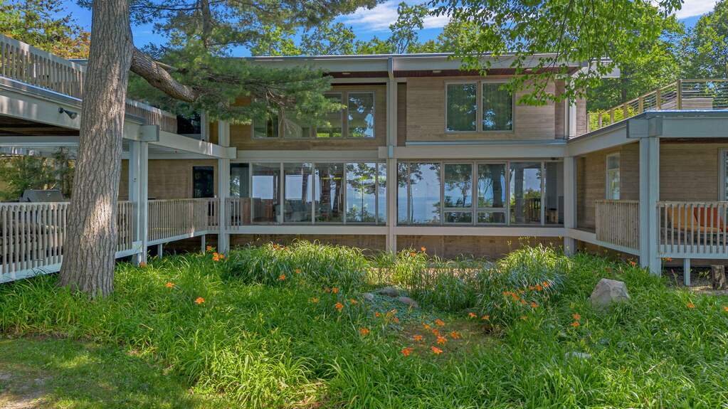 House in Benton Harbor, Michigan, United States 3 - 18346210