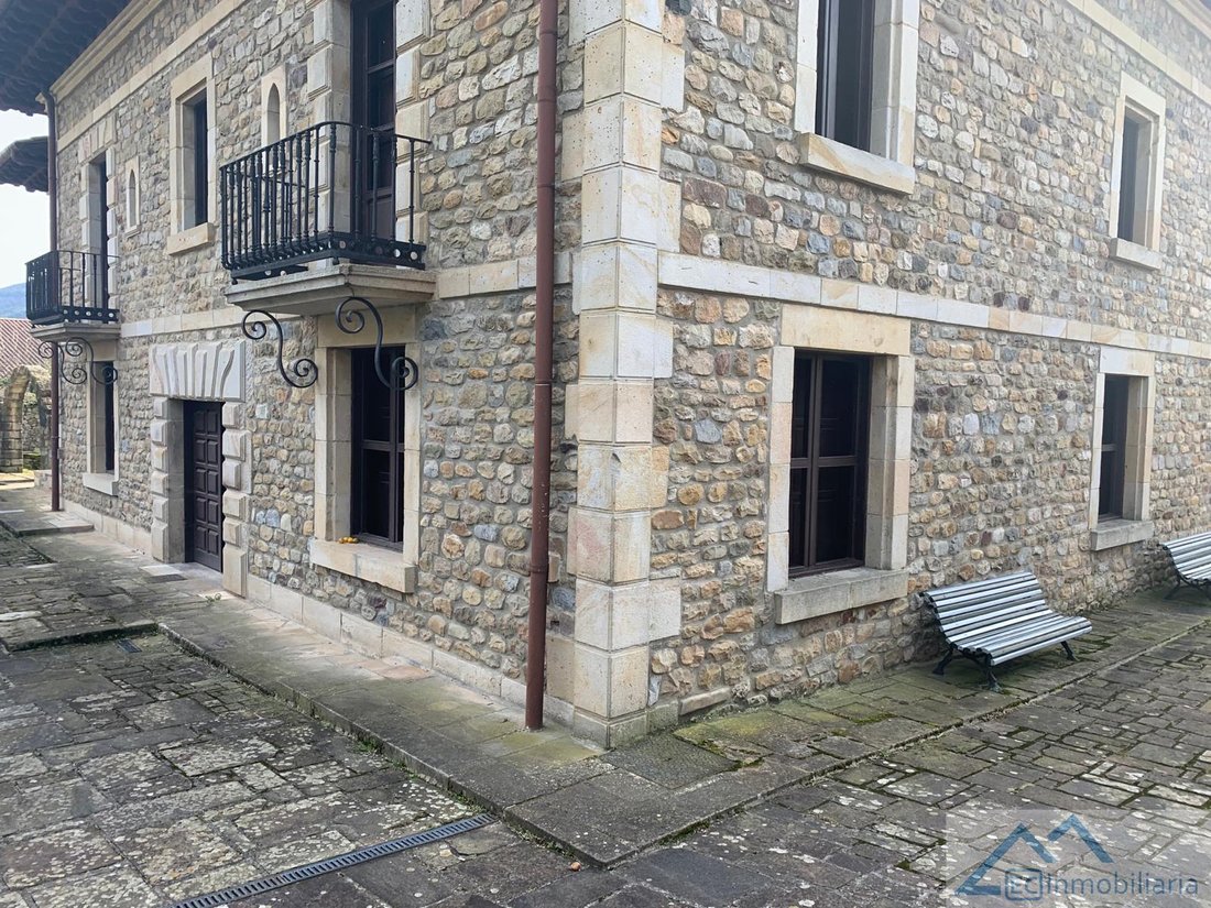 House in Santiurde de Toranzo, Cantabria, Spain 4 - 14275522