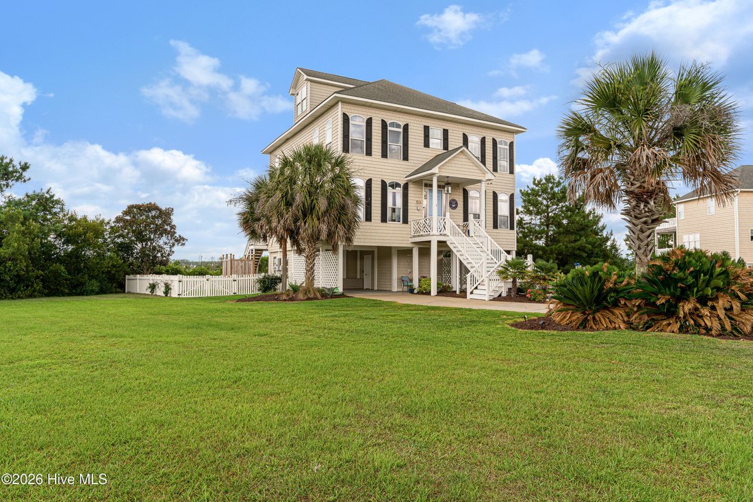 House in Beaufort, North Carolina, United States 2 - 18349051