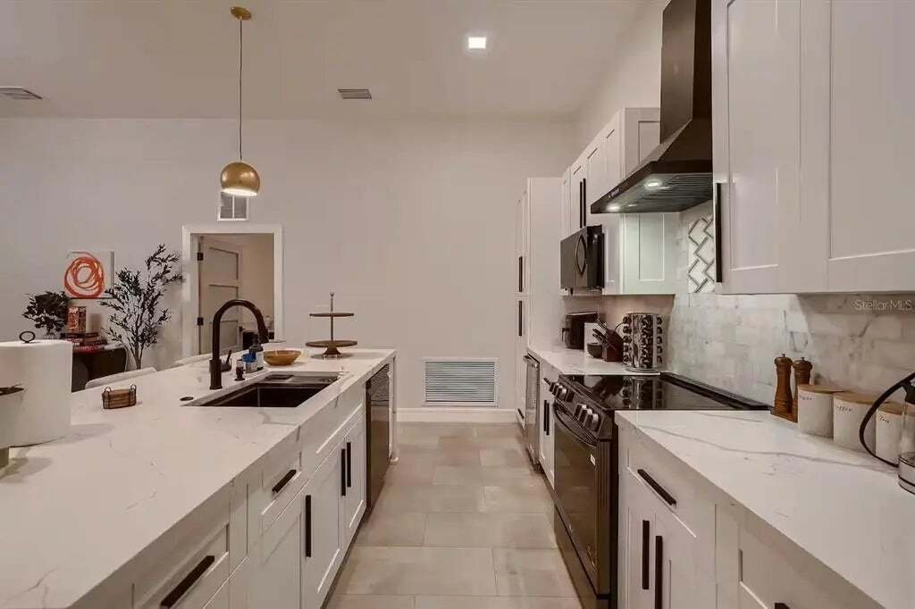 House in Seminole, Florida, United States 5 - 18348683