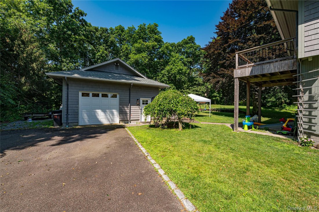 House in Jamesport, New York, United States 5 - 18346348