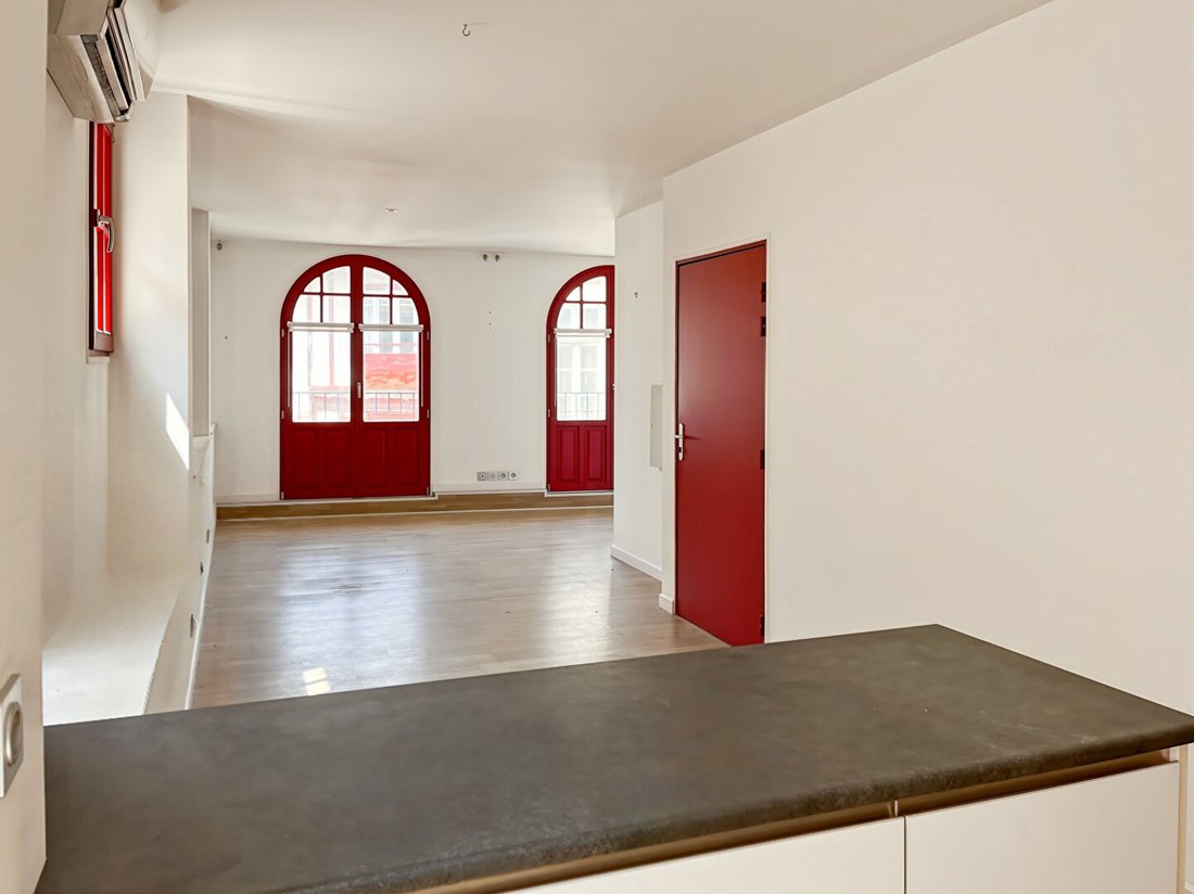 Apartment in Centre Ville, Saint-Jean-de-Luz, France 3 - 18344552