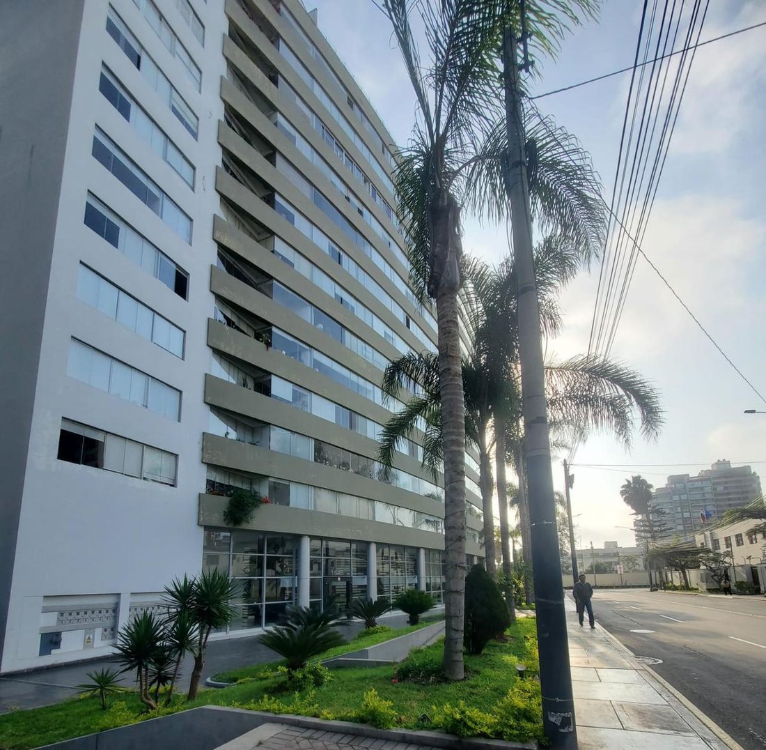 Apartment in Lima, Belarus 5 - 18347560
