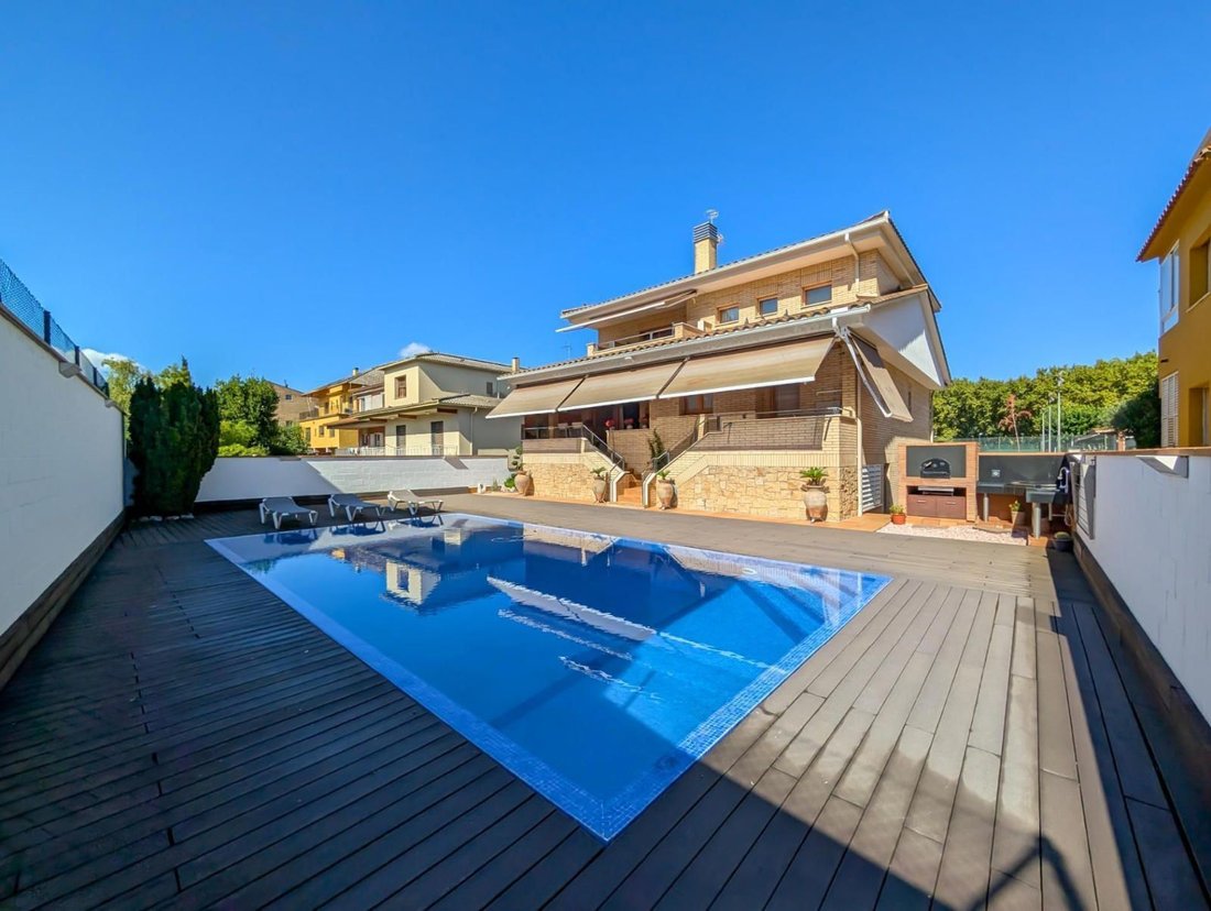 Villa in Banyoles (District), Banyoles, Spain 2 - 18342821