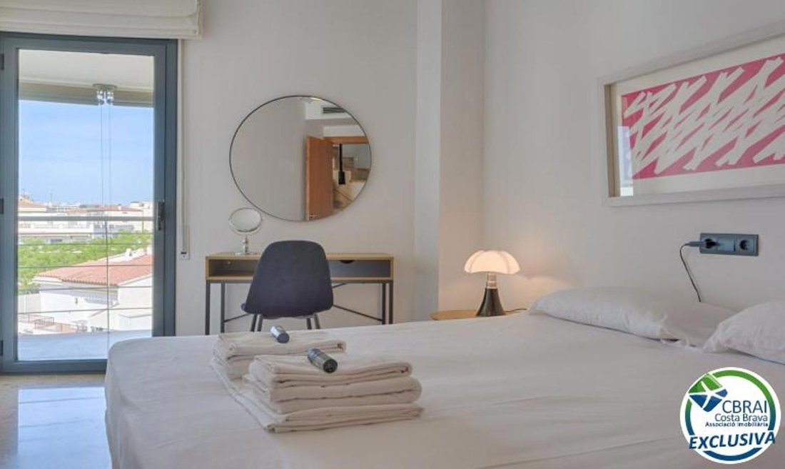 Apartment in Roses, Catalonia, Spain 4 - 18342658