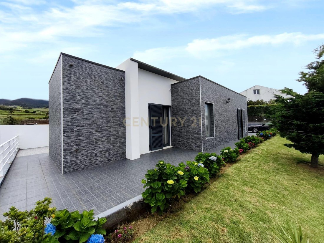 Villa in Santo Antonio de Nordestinho, Azores, Portugal 3 - 18344454