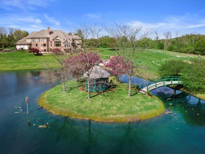 House in Okauchee Lake, Wisconsin, United States 4 - 18346075
