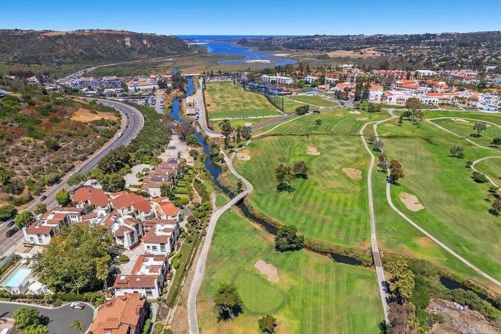 Condo in Carlsbad, California, United States 2 - 18342463